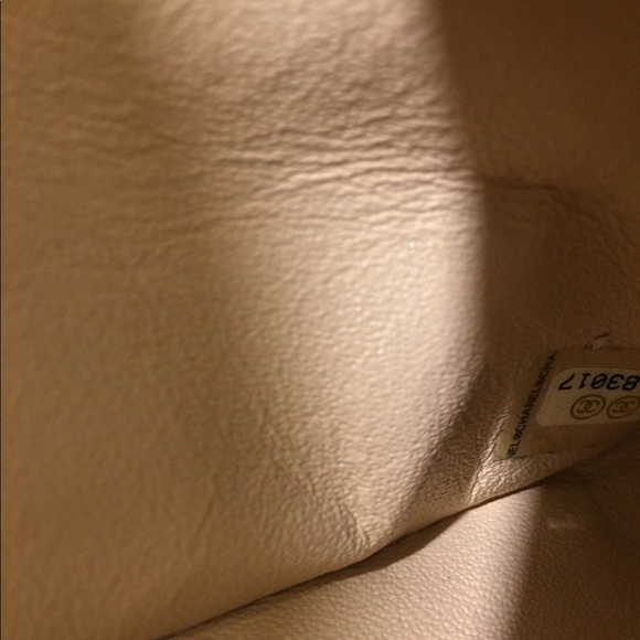 SOLD 🌺CHANEL JUMBO IN EXCELLENT - Picture 4 of 11